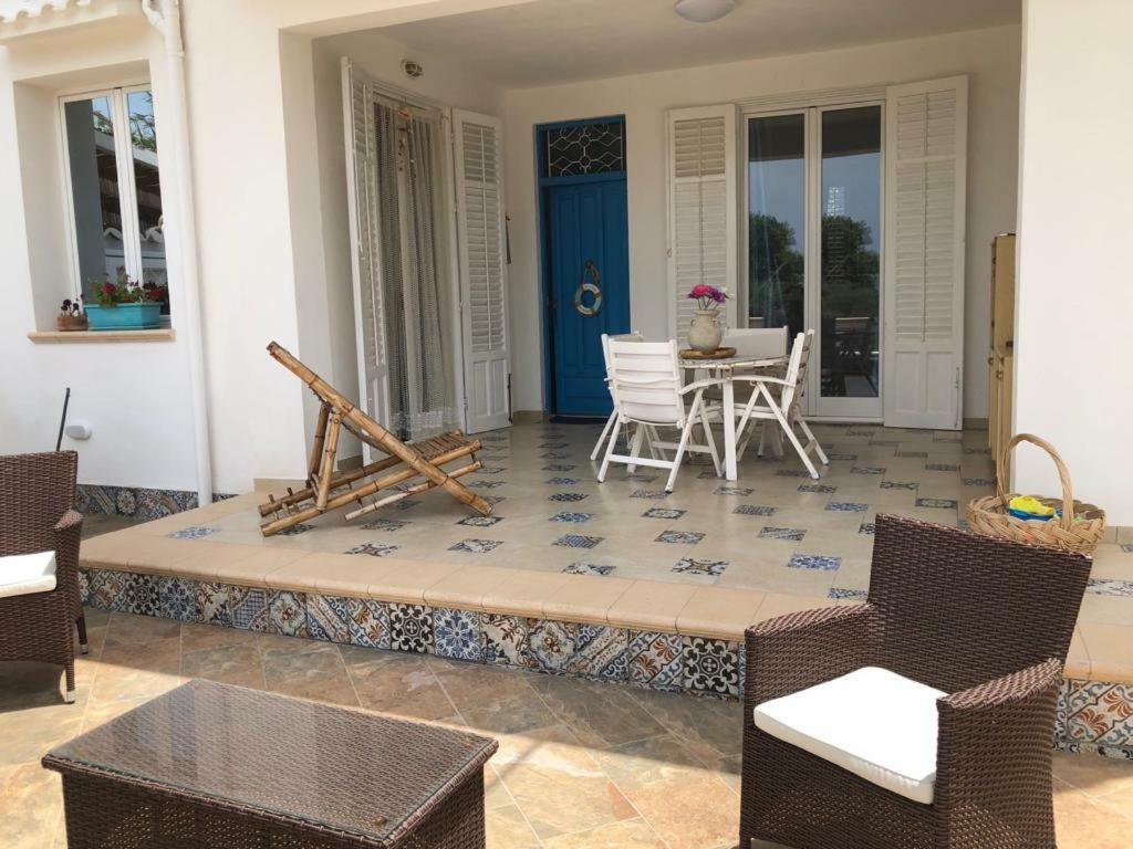 Cala Marina Holidays Villa Trappeto  Exteriör bild