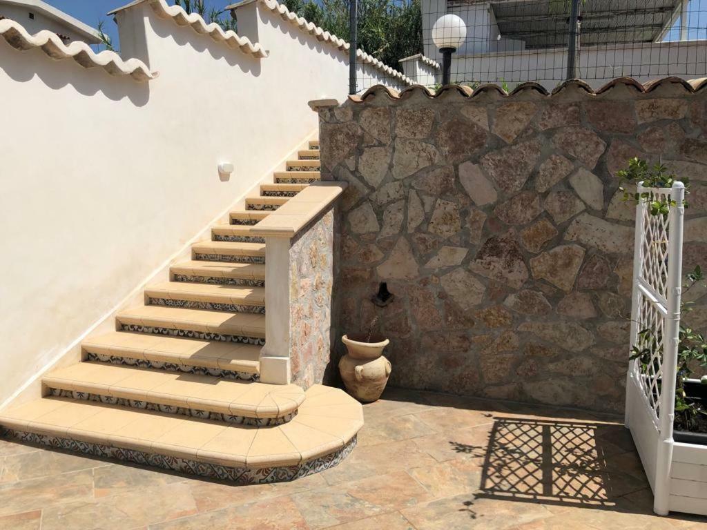 Cala Marina Holidays Villa Trappeto  Exteriör bild